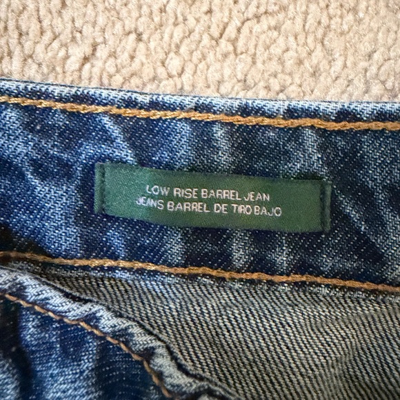 Women’s Barrel Jeans w/ Zipper Accent - Picture 4 of 5